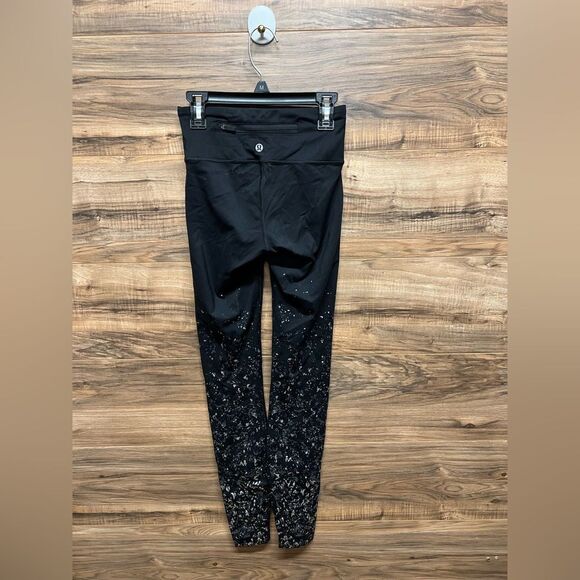 Lululemon leggings 2 - Picture 5 of 6
